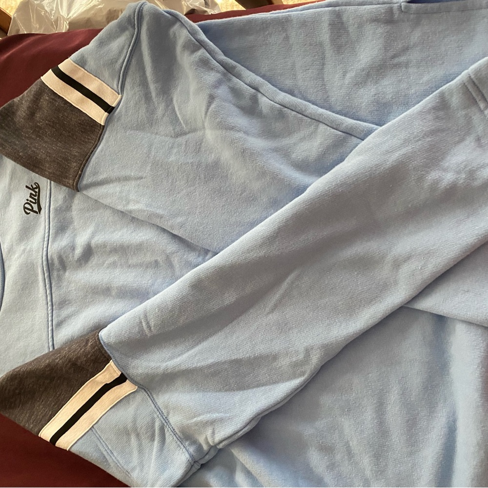 PINK sweatshirt- size medium EUC